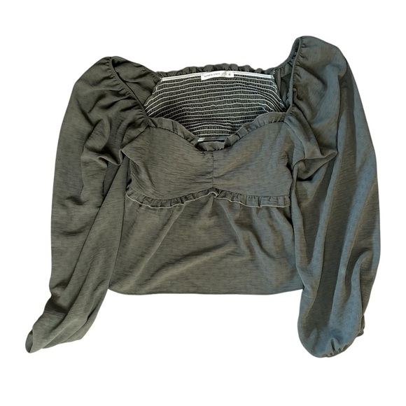 Altar’d State Smocked Puff Sleeve Peplum Top Green Size Medium - Picture 7 of 8